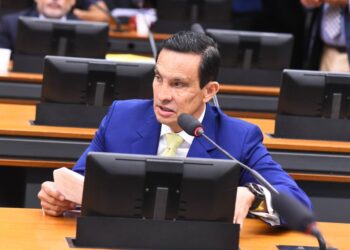 Sidney Leite é favorável ao projeto de lei que regulamenta empresas de apostas esportivas