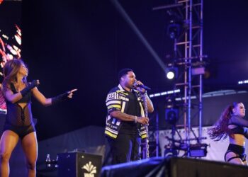 Kevin O Chris marca segunda noite do #SouManaus 2023 em grande estilo