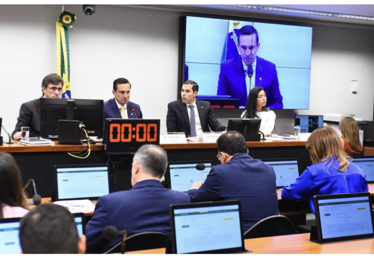 Deputado Sidney Leite defende temas essenciais para a Amazônia em dia de discussões importantes no Congresso