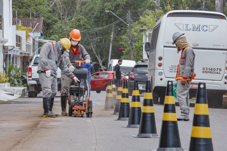 Governo do Amazonas inicia obras de saneamento básico nas áreas do Prosamin+