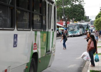 Prefeitura altera itinerário de ônibus no Centro e oferece ainda mais reforço na frota dos coletivos durante ‘#SouManaus 2023’