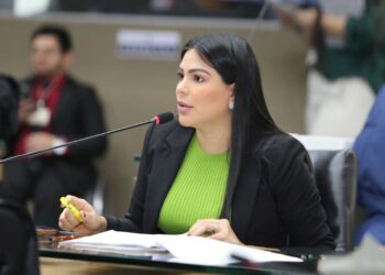Assembleia aprova projeto de Mayra Dias pela igualdade de oportunidades e proteção contra a discriminação da pessoa LGBTQIAPN+