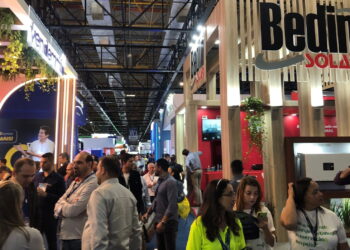 Suframa fortalece relacionamento com empresários e investidores do segmento de energias renováveis durante congresso em SP