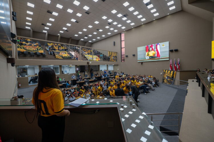 “Isso representa o renascimento do futebol amazonense”, dispara deputada Joana Darc em Sessão Especial ao Amazonas Futebol Clube