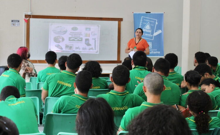 Suframa nas Escolas chega à zona Centro-Sul de Manaus