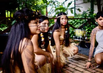 Apresentações culturais, desfile de moda indígena e feira de produtos são atrações do Fórum da Periferia com entrada gratuita neste sábado