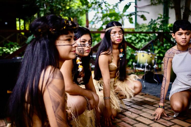 Apresentações culturais, desfile de moda indígena e feira de produtos são atrações do Fórum da Periferia com entrada gratuita neste sábado