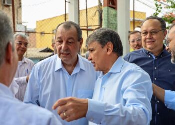 Ministro Wellington Dias agradece senador Omar pela destinação de emendas por meio da Bancada do Amazonas