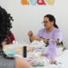 Prefeitura realiza ‘Oficina de miçangas’ para mulheres atendidas em casa de acolhimento