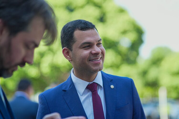 Populações vulneráveis têm prioridade no Minha Casa Minha Vida graças à emenda de Saullo Vianna