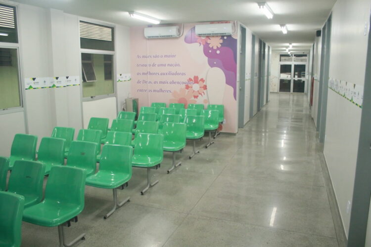 Governo do Estado entrega setor Pré-Natal de Alto Risco da Policlínica Codajás totalmente ampliado
