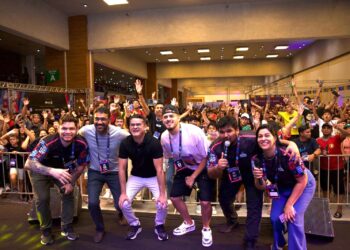 Prefeito de Manaus participa da 2ª edição da Amazon Tecnogame, maior feira de cultura geek e gamer da região Norte