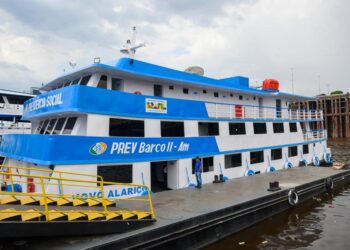 Unidade fluvial do INSS: Amazonas reitera cooperação com o Governo Federal para ampliar presença no interior