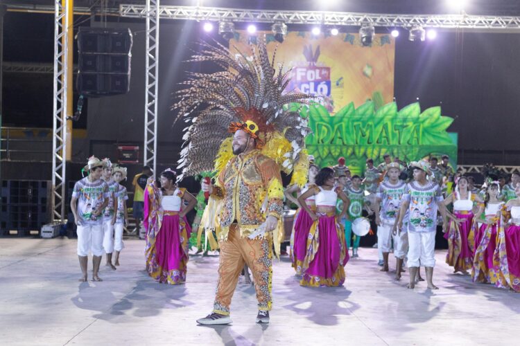 Noite de Abertura do 21º Festival Folclórico em Presidente Figueiredo Celebra o Renascimento da Cultura Local