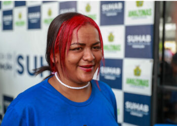 “Vou mudar a minha vida e a vida das minhas filhas” diz moradora retirada de área de alagamento