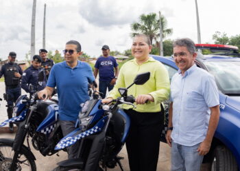 Patricia Lopes entrega viaturas à Guarda Civil Metropolitana de Presidente Figueiredo