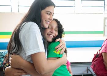 Lei de Mayra Dias proíbe dinheiro público em eventos com erotização e sexualização de crianças e adolescentes