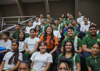 Projetos de educação de Mayra Dias priorizam segurança pública e proteção às vítimas de violência doméstica