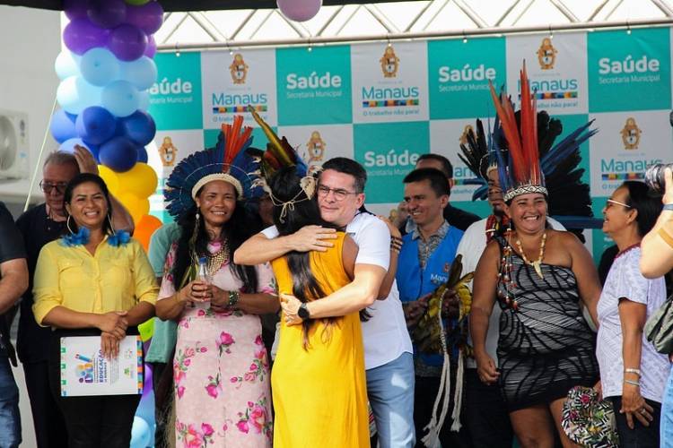 Prefeito inaugura unidade de saúde na região com maior concentração indígena da área urbana de Manaus