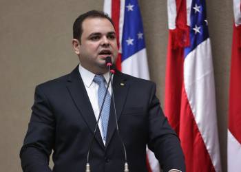 Leis de Roberto Cidade fortalecem política estadual de combate ao alcoolismo e ao consumo de drogas