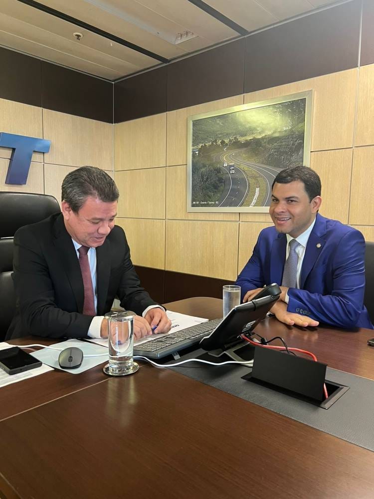 Deputado Saullo Vianna articula ação emergencial para resolver interdição parcial do porto de Boa Vista do Ramos