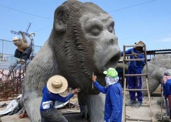 Cenário dos primatas está quase concluído com modelagem no parque Amazonino Mendes