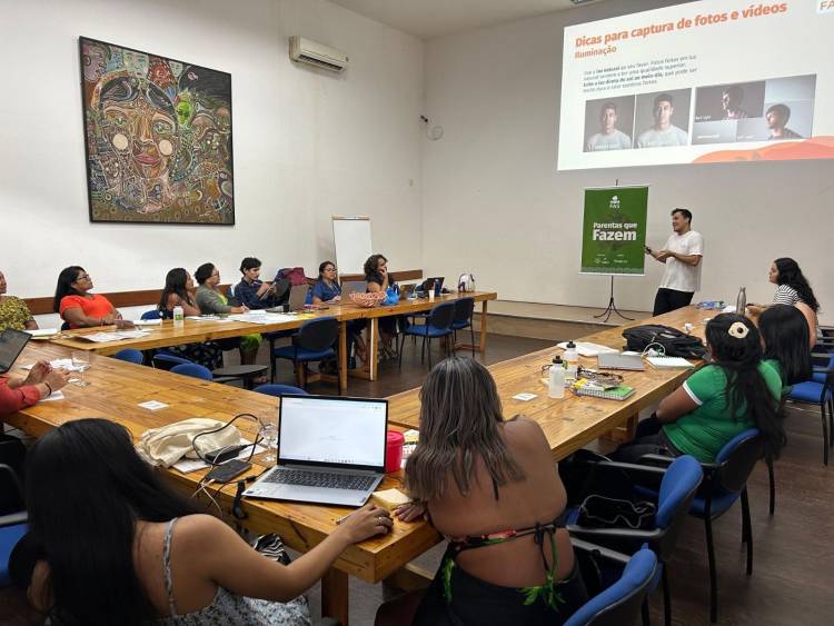 “Parentas que Fazem”: mulheres indígenas recebem treinamento para gestão de negócios e uso das redes sociais