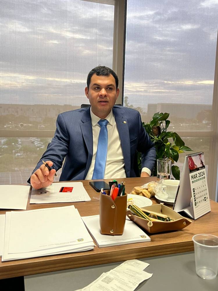 Pautas para crescimento da economia do Amazonas, obras estruturantes e apoio às populações em risco social serão prioridade do mandato de Saullo Vianna em 2024