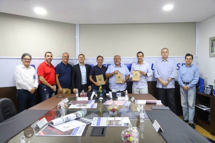 Sidney Leite lidera debate estratégico sobre logística na Amazônia em encontro com empresários