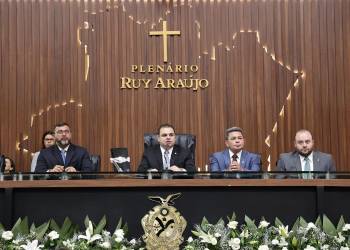 Presidente Roberto Cidade reafirma compromisso com diálogo, transparência e autonomia entre poderes durante abertura dos trabalhos Legislativos 2024