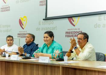 Depois de esperar por mais de 40 anos, moradores do Tancredo Neves recebem o título definitivo de suas terras em Presidente Figueiredo