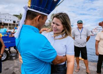 Prefeitura de Nhamundá entrega embarcação mobiliada para as comunidades indígenas
