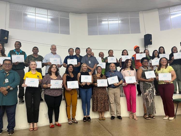 Ibama/Am recebe reconhecimento por trabalhos na Educação Ambiental do Amazonas
