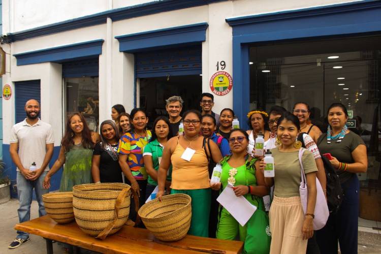 FAS mapeia iniciativas femininas indígenas para impulsionar a bioeconomia na Amazônia