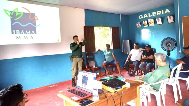 Ibama orienta comunidade do Amazonas sobre manejo de Pirarucu