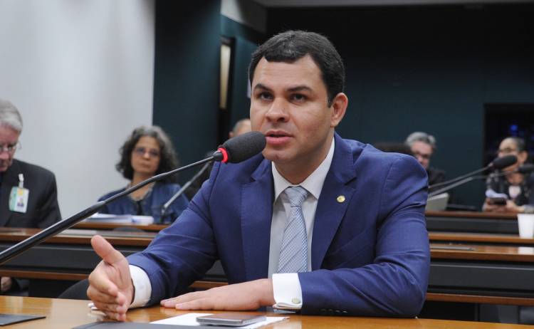 Saullo Vianna pede vistas e adia votação em Comissão da Câmara de projeto de Lei que cria Zona Franca em Minas Gerais