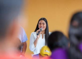 Lei da deputada Mayra Dias dá direito a pessoas com deficiência auditiva de realizar provas de concurso com intérprete de libras