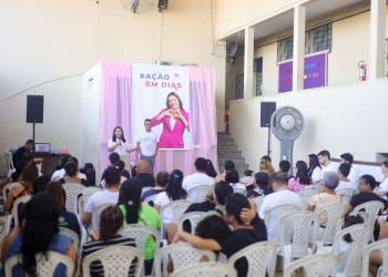 Ação em Dias: Projeto da deputada Mayra Dias leva mutirão de atendimentos ao Bairro Praça 14, em Manaus