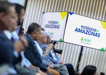 Wilson Lima entrega novas licenças para avanço do projeto de exploração do potássio no estado