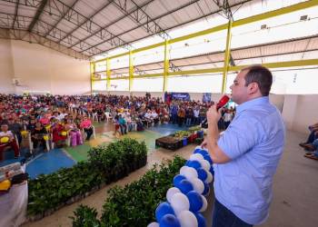 Presidente da Aleam, Roberto Cidade acompanha agenda de entregas estaduais para Barreirinha, neste sábado