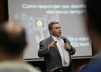 Secretário de Inteligência do TCE-AM ministra palestra em workshop de segurança pública do MPAM