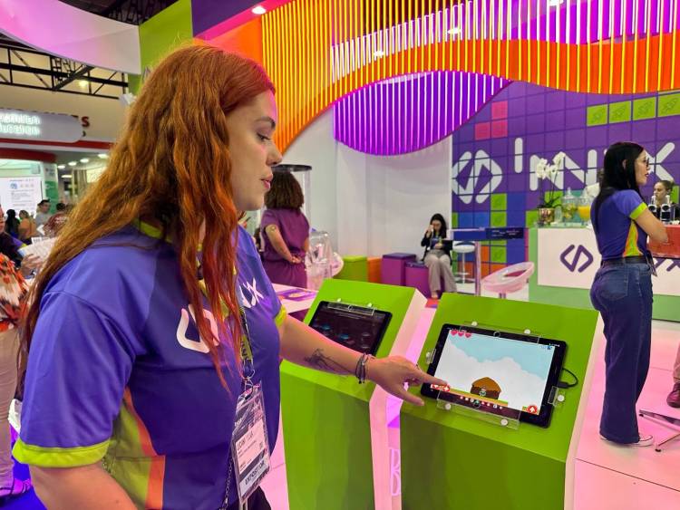 Games, jogos de tabuleiros, laboratórios de ciências e aplicativos digitais fortalecem aprendizado nas escolas