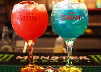 Restaurantes Lançam Drinks Temáticos nas Cores dos Bois para Celebrar a Cultura de Parintins