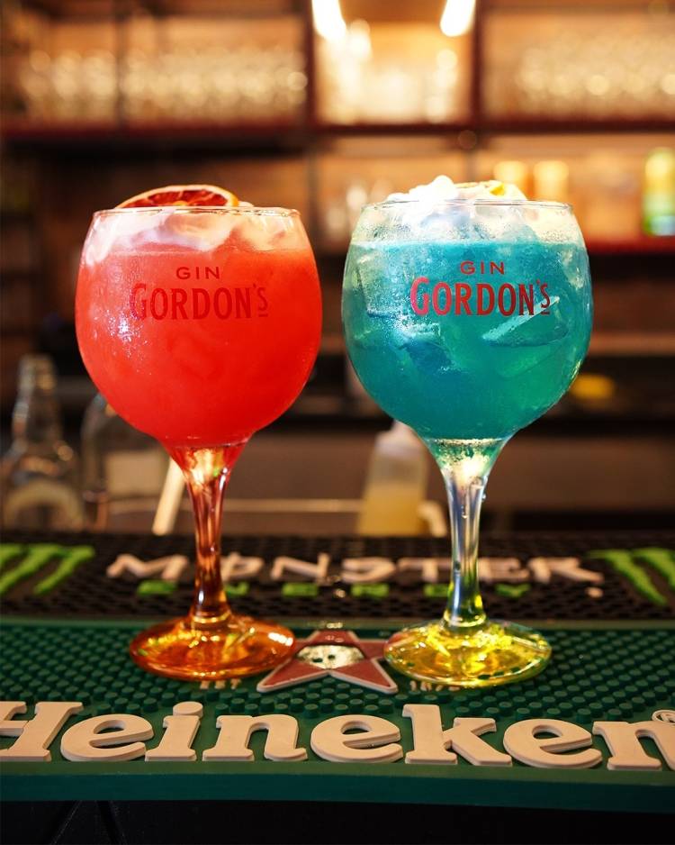 Restaurantes Lançam Drinks Temáticos nas Cores dos Bois para Celebrar a Cultura de Parintins