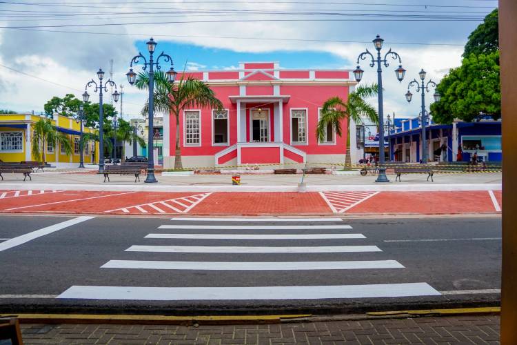 Prefeitura inaugura nova Praça Eduardo Ribeiro e Centro de Cultura e Memória de Parintins, nesta sexta-feira (24)