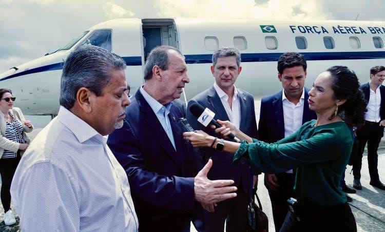 Senador Omar lidera diligência de membros da CPI da Braskem em áreas afetadas de Maceió e reforça necessidade de justiça para vítimas