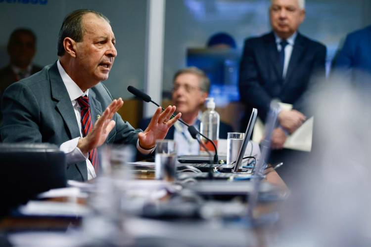 Senador Omar defende apoio para que produtos da Zona Franca de Manaus sejam vendidos também para países da América Latina