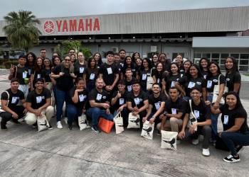 Acadêmicos de administração da UERR cumprem programação extensa na Zona Franca de Manaus