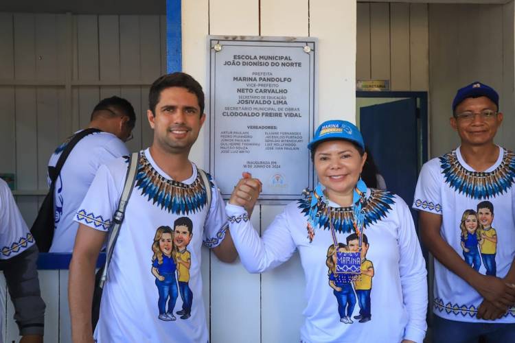 Prefeita Marina Pandolfo inaugura nova escola na Aldeia Kassawa