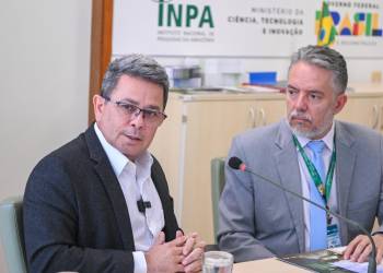 Governo do Amazonas e Inpa/MCTI articulam soluções conjuntas para combater eventos climáticos extremos
